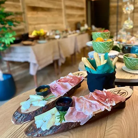 Le Fonti 3* לוריזיה